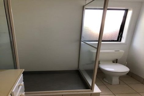 Photo of property in 15 Charles Prevost Drive, The Gardens, Auckland, 2105