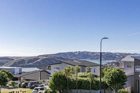 Photo of property in 19 Milford Street, Aotea, Porirua, 5024