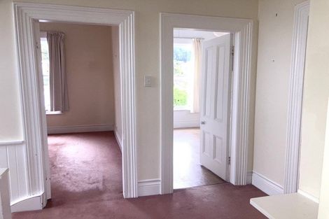 Photo of property in 15 Kenwyn Terrace, Newtown, Wellington, 6021