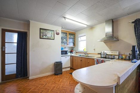 Photo of property in 71 Mcmurdo Street, Tinwald, Ashburton, 7700