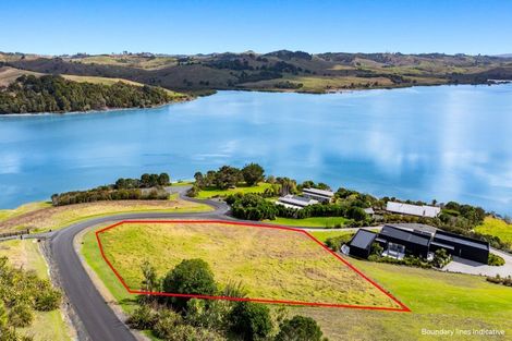 Photo of property in 16a Salt River View Road, Kaiwaka, 0573