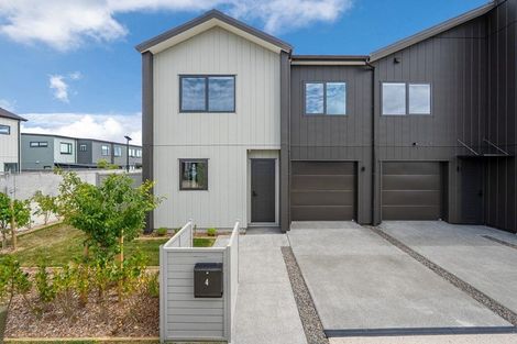 Photo of property in 4 Verde Lane, Rosehill, 2113