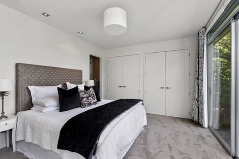 Photo of property in 10 Royds Street, Fendalton, Christchurch, 8014