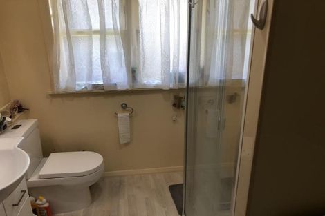 Photo of property in 1 Fairfield Avenue, Fairfield, Lower Hutt, 5011