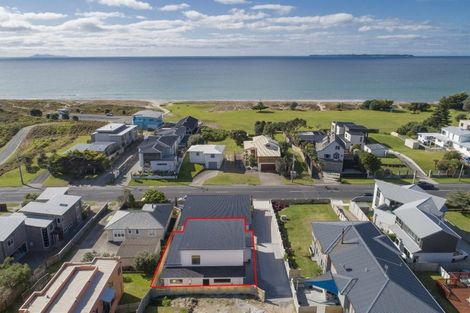 Photo of property in 1020b Papamoa Beach Road, Papamoa Beach, Papamoa, 3118