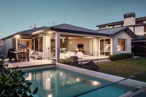 Photo of property in 194 Oceanbeach Road, Mount Maunganui, 3116