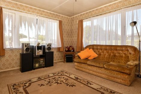 Photo of property in 30 Taverner Street, Carterton, 5713