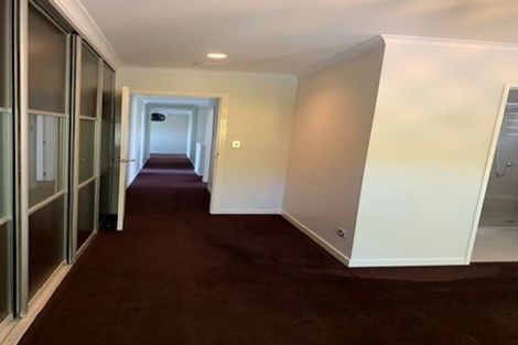 Photo of property in 61a Fairmount Road, Titirangi, Auckland, 0604