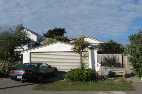 Photo of property in 9 Bellamy Avenue, New Brighton, Christchurch, 8061