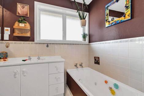 Photo of property in 86b Claridges Road, Casebrook, Christchurch, 8051