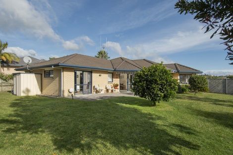 Photo of property in 27 Lysaght Place, Welcome Bay, Tauranga, 3112