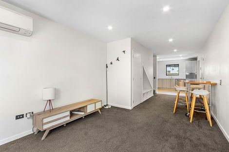 Photo of property in 2/250 Worcester Street, Christchurch Central, Christchurch, 8011