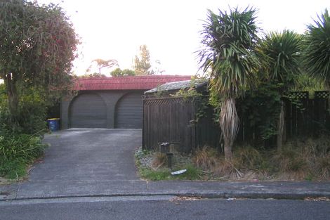 Photo of property in 1 Riviera Place, Hauraki, Auckland, 0622