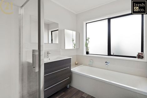 Photo of property in 1/62 Willis Road, Papakura, 2110