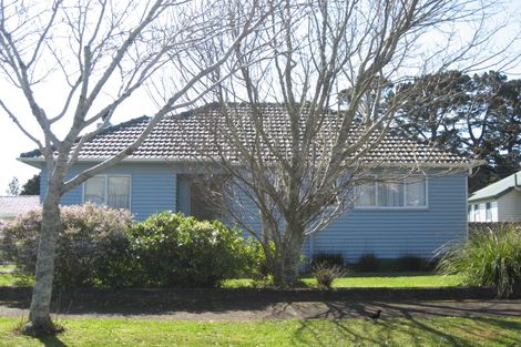 Photo of property in 27 Cornwall Street, Brooklands, New Plymouth, 4310