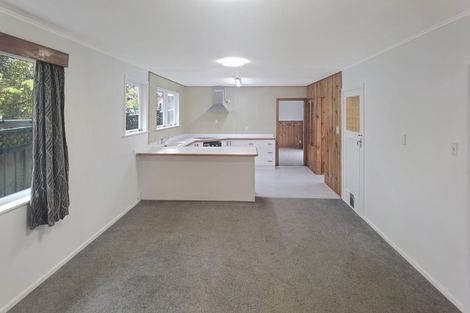 Photo of property in 31 Lowtherhurst Road, Massey, Auckland, 0614