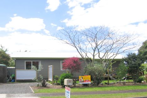 Photo of property in 5b Adela Stewart Drive West, Athenree, Waihi Beach, 3177