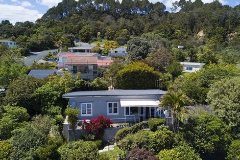 Photo of property in 10 Kupe Road, Coopers Beach, 0420