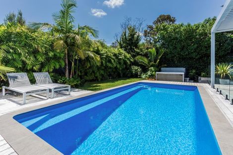 Photo of property in 11 Cheltenham Road, Devonport, Auckland, 0624