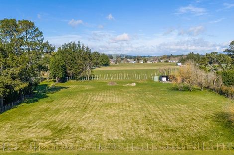 Photo of property in 17 Charlotte Street, Takapau, 4203