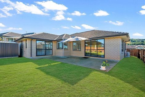 Photo of property in 10 Helenvale Crescent, Pokeno, 2402