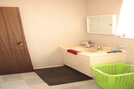 Photo of property in 29 Montclare Avenue, Ilam, Christchurch, 8041