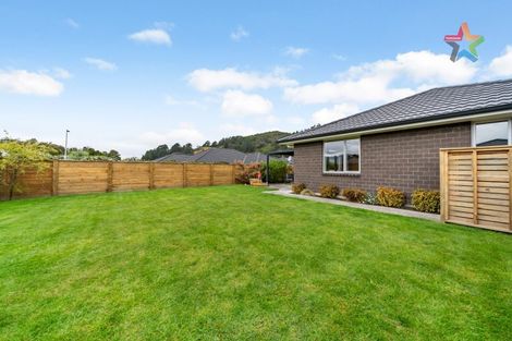 Photo of property in 8 Te Punga Road, Wallaceville, Upper Hutt, 5018