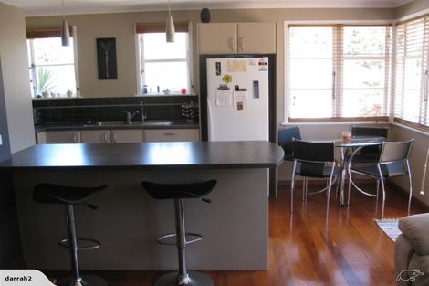 Photo of property in 5 Cadman Avenue, Waterview, Auckland, 1026