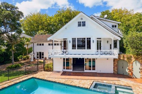 Photo of property in 7 Beresford Street, Bayswater, Auckland, 0622