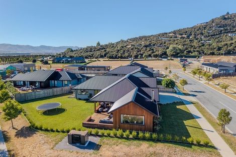 Photo of property in 6 Rua Street, Albert Town, Wanaka, 9305