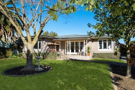 Photo of property in 407 Alexandra Street, Hastings, 4122