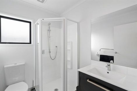 Photo of property in 24 Frank Gill Road, Hobsonville, Auckland, 0616