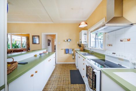 Photo of property in 329 Makirikiri Road, Crofton, Marton, 4787