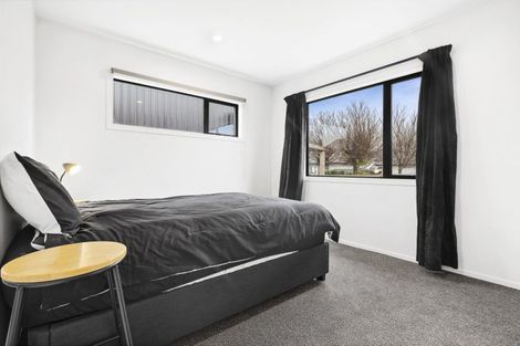 Photo of property in 15 Marbleleaf Lane, Albert Town, Wanaka, 9305