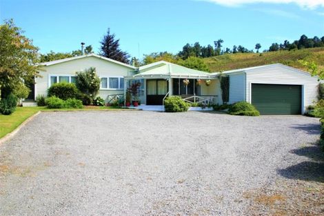 Photo of property in 9850 State Highway 1, Taihape, 4795