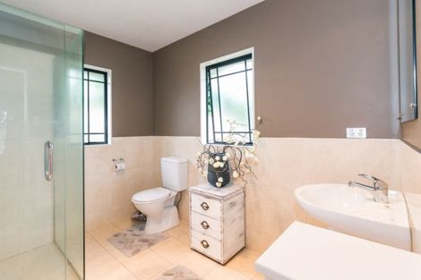 Photo of property in 6 Bourke Place, Havelock North, 4130