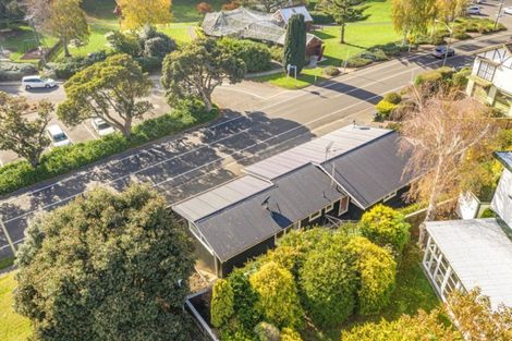 Photo of property in 121 Great North Road, Saint Johns Hill, Whanganui, 4501