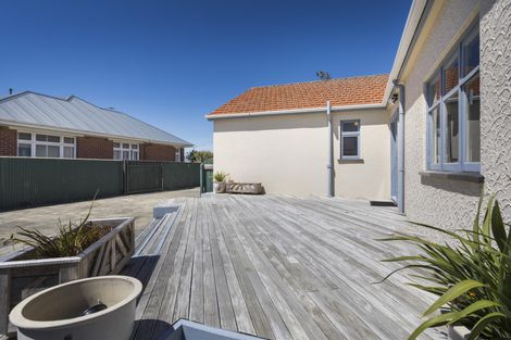 Photo of property in 629 Featherston Street, Roslyn, Palmerston North, 4414