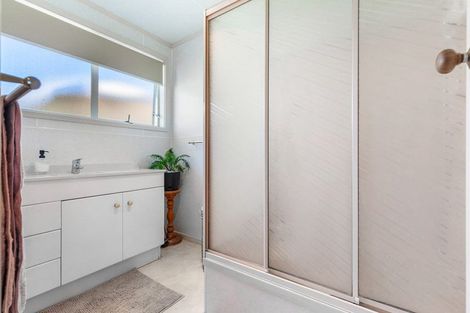 Photo of property in 27 Clyma Place, Massey, Auckland, 0614