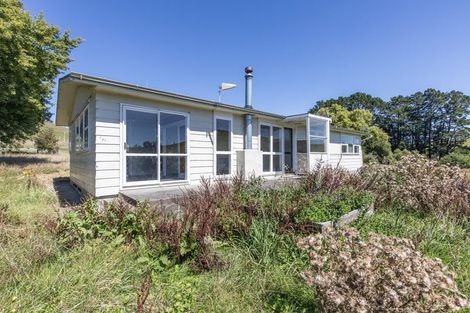 Photo of property in Ex Awariki School, 667 Mangahei Road, Te Uri, Dannevirke, 4973