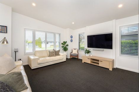 Photo of property in 58 Kapiti Drive, Poraiti, Napier, 4112
