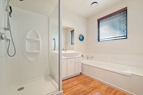 Photo of property in 75 Sarabande Avenue, Redwood, Christchurch, 8051