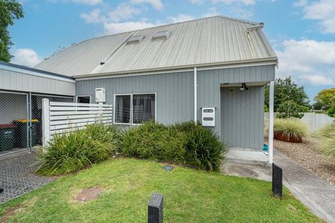 Photo of property in 17 Joshua Lane, Hamilton East, Hamilton, 3216