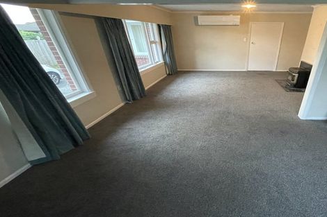 Photo of property in 25 Greenhurst Street, Sockburn, Christchurch, 8042