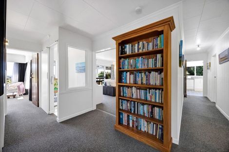 Photo of property in 31 Whakapaki Street, Urenui, 4375