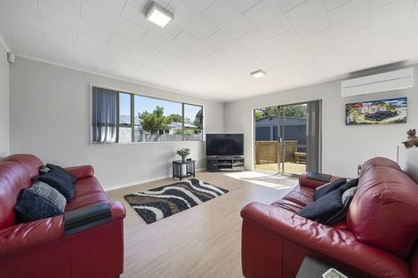 Photo of property in 55 Eatwell Avenue, Paraparaumu Beach, Paraparaumu, 5032