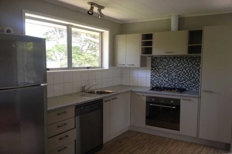 Photo of property in 71 Konini Road, Titirangi, Auckland, 0604