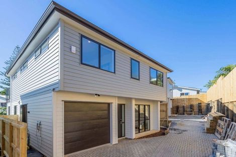 Photo of property in 35c Noall Street, Te Atatu Peninsula, Auckland, 0610
