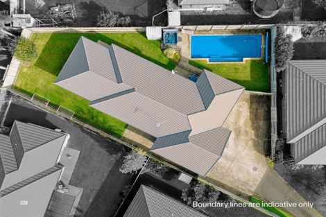 Photo of property in 5 Allgood Place, Rototuna North, Hamilton, 3210