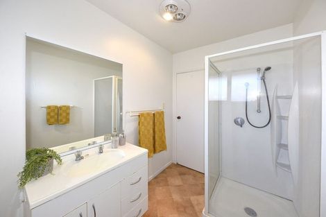 Photo of property in 2/36 Compton Street, Woolston, Christchurch, 8062